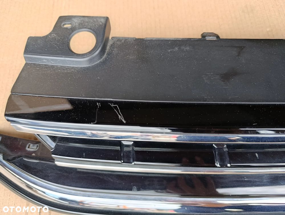 VW GOLF SPORTSVAN LIFT GRILL ATRAPA ZDERZAKA PRZÓD 510853653H - 2