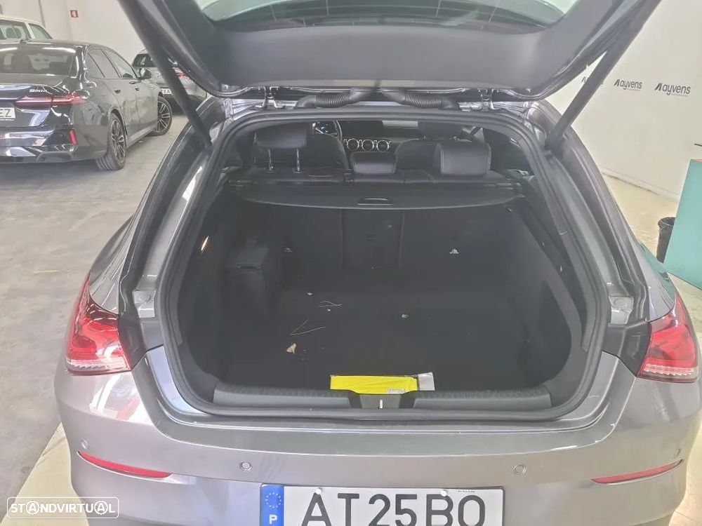Mercedes-Benz CLA 250 e Shooting Brake Style Plus - 11