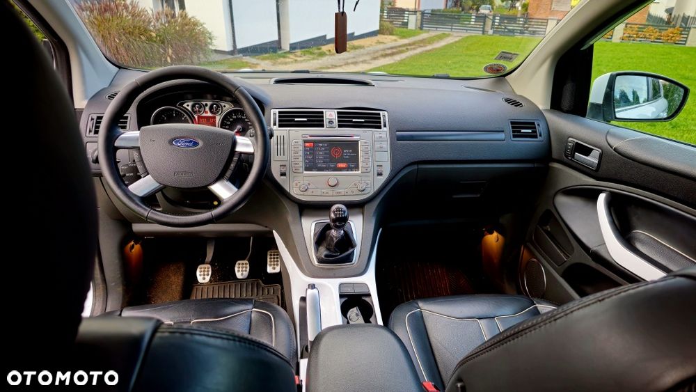 Ford Kuga - 7