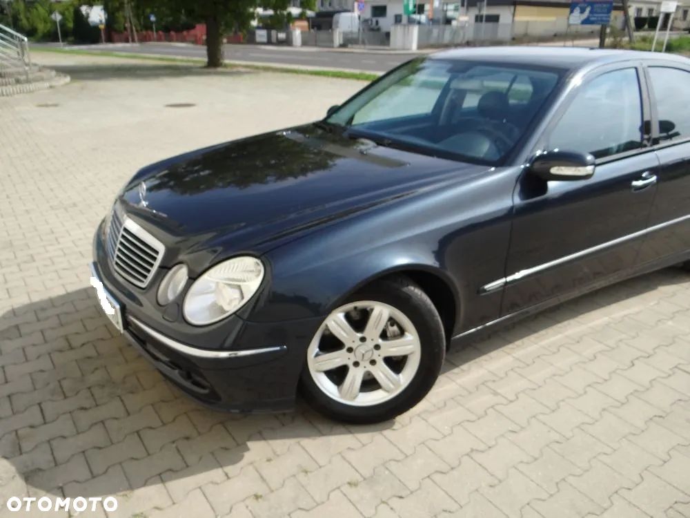 Mercedes-Benz Klasa E 200 Kompressor Avantgarde - 27