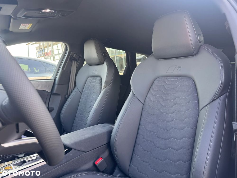 Audi A6 Avant e-tron - 24