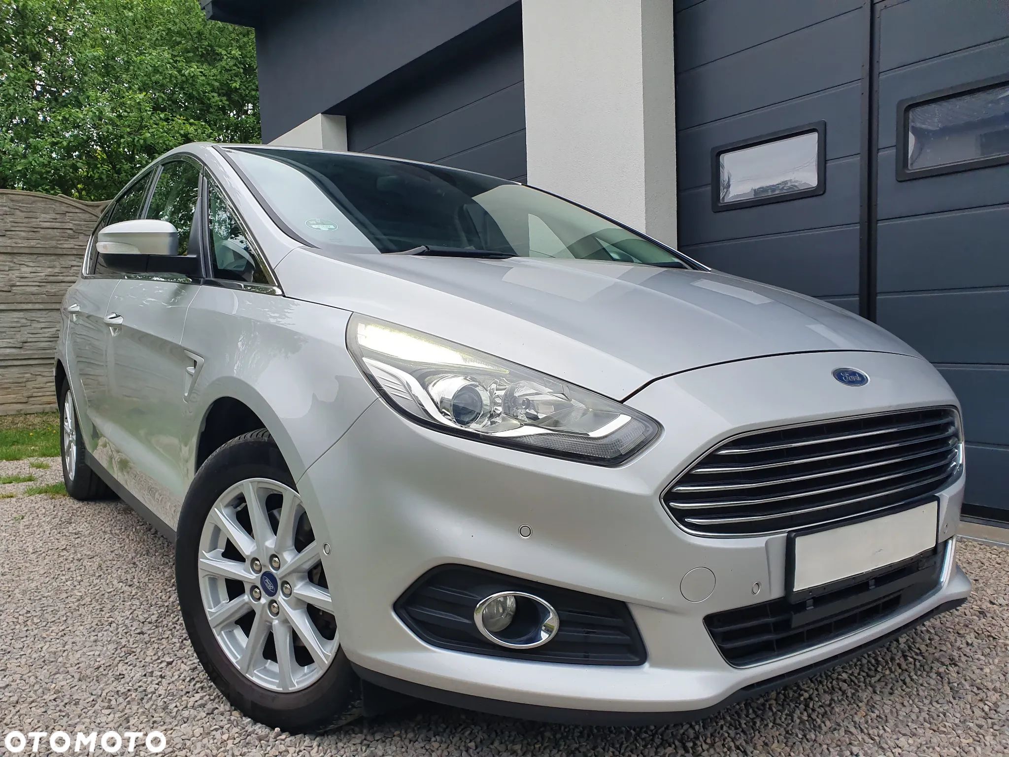 Ford S-Max 2.0 TDCi Titanium - 1