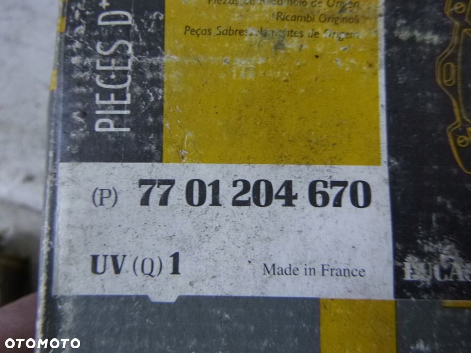 RENAULT LAGUNA 1 I KLOCKI HAMULCOWE PRZÓD ORYG - 1