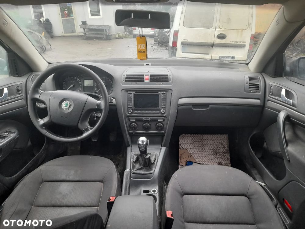 SKODA OCTAVIA II PULPIT DESKA ROZDZIELCZA KONSOLA - 7