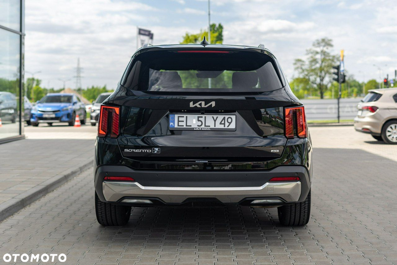 Kia Sorento - 5