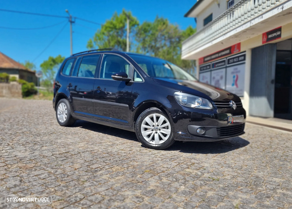 VW Touran 1.6 TDI DPF BlueMotion Comfortline