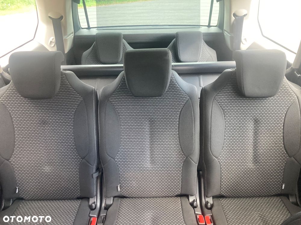 Citroën C4 Grand Picasso - 16
