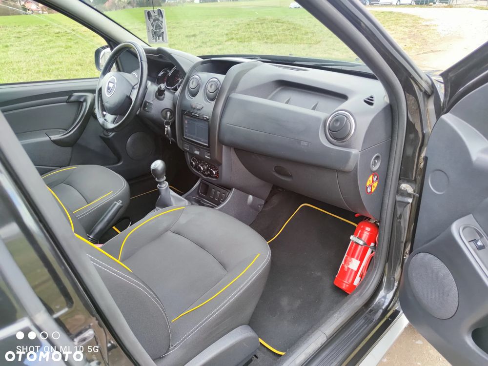 Dacia Duster 1.2 TCe Celebration - 9