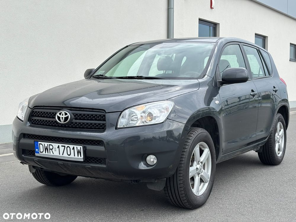 Toyota RAV4 2.2 D-4D 4x4 - 19