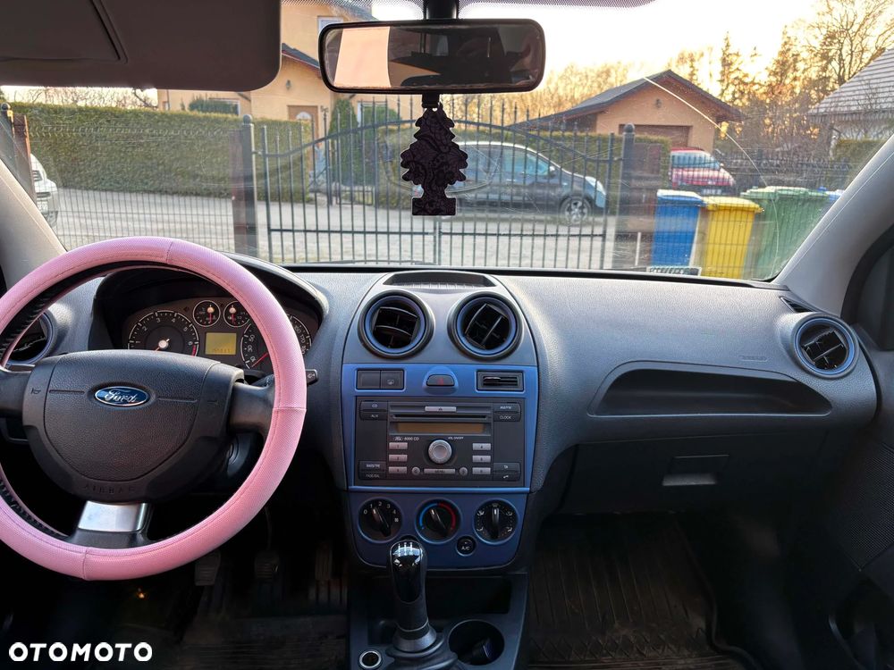Ford Fiesta 1.4 - 5