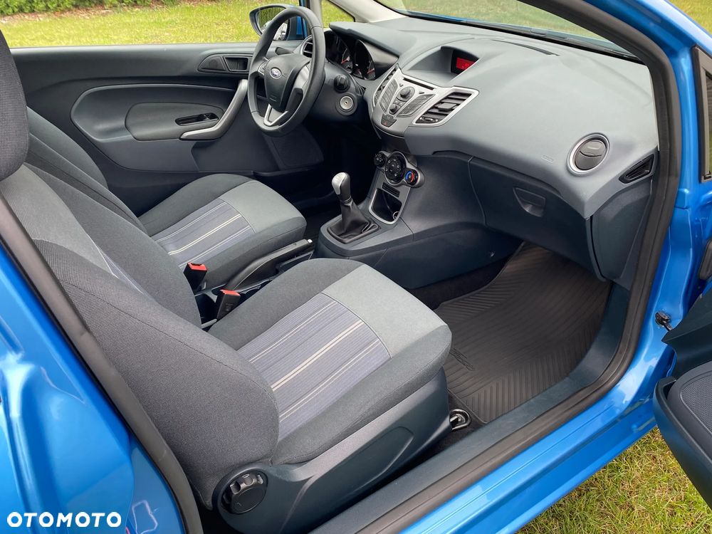 Ford Fiesta 1.25 Ambiente - 16