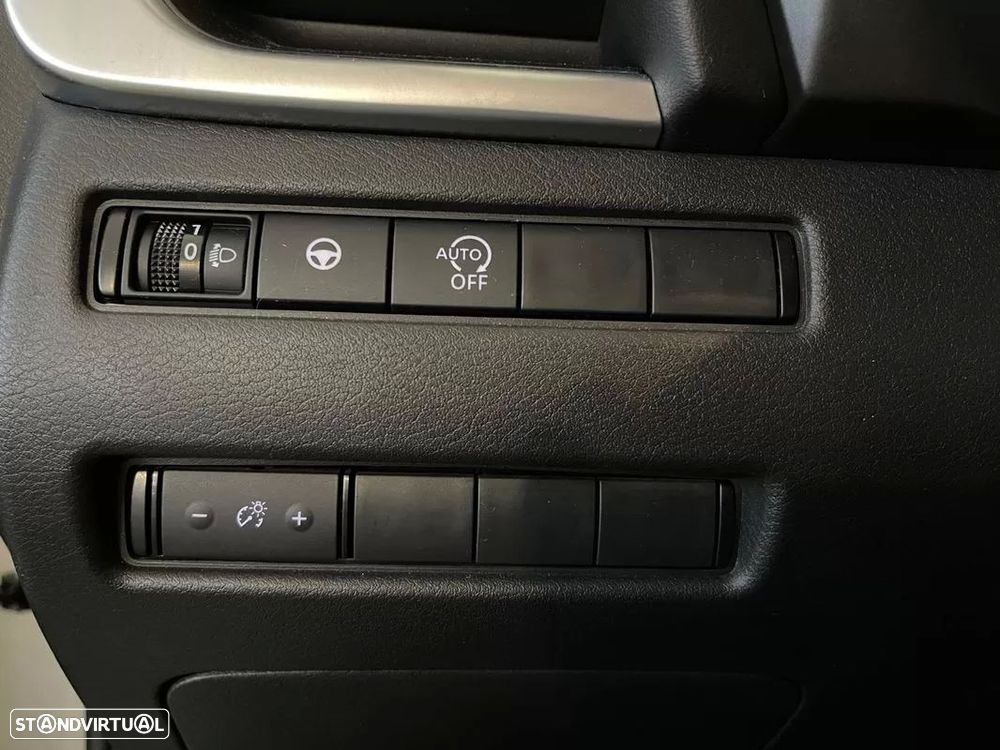Nissan Qashqai 1.3 DIG-T N-Connecta LED Xtronic - 43