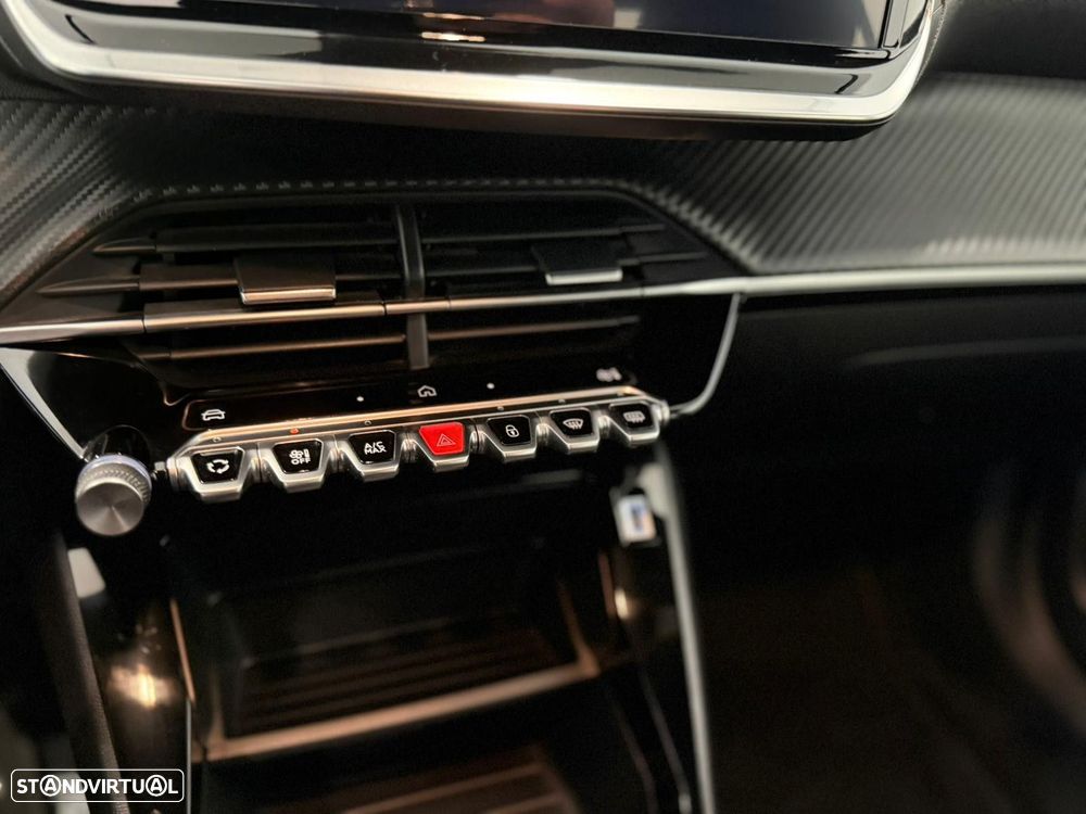 Peugeot 2008 1.2 PureTech Active - 10