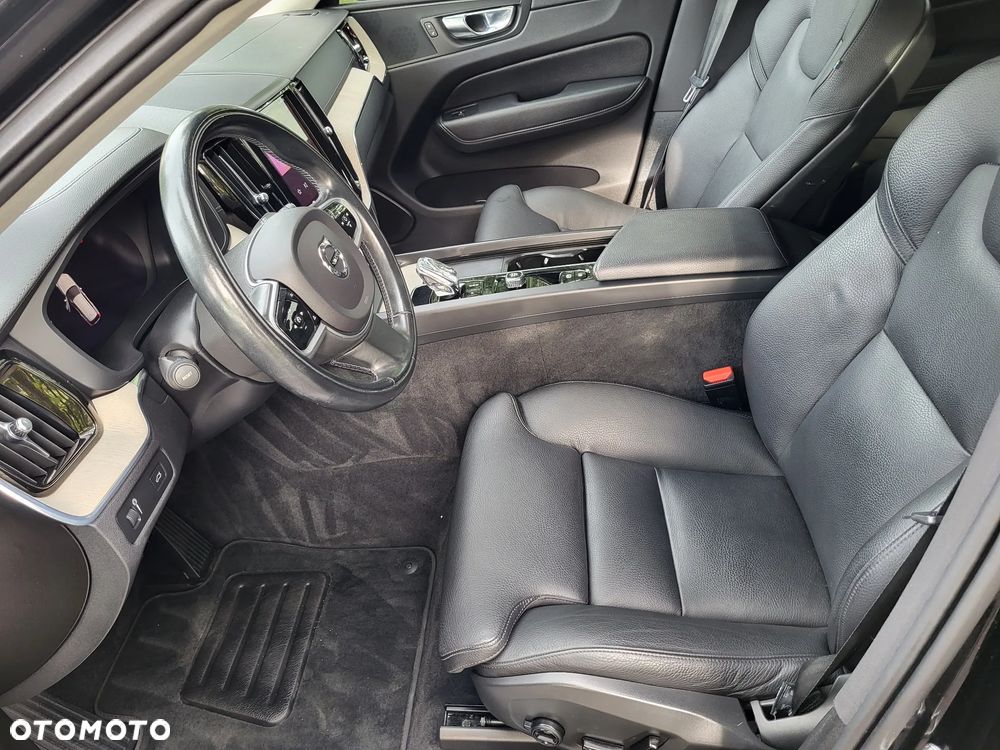 Volvo XC 60 B5 B AWD Inscription - 10