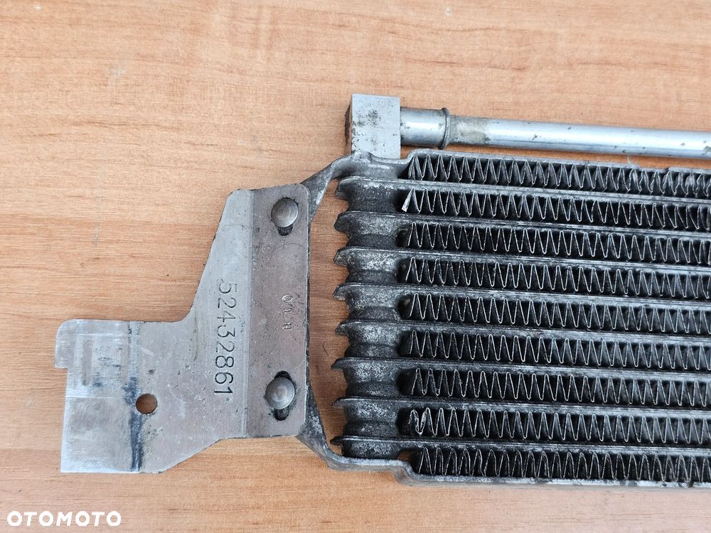 CHŁODNICZKA CHŁODNICA OLEJU SKRZYNI AUTOMAT OPEL ASTRA J 1.6 BENZYNA A16XER 52432861 - 2