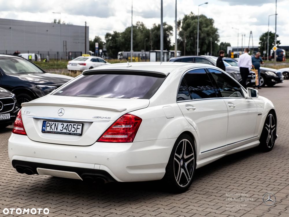 Mercedes-Benz Klasa S 63 AMG - 21