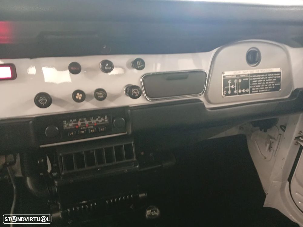 Toyota Land Cruiser - 20