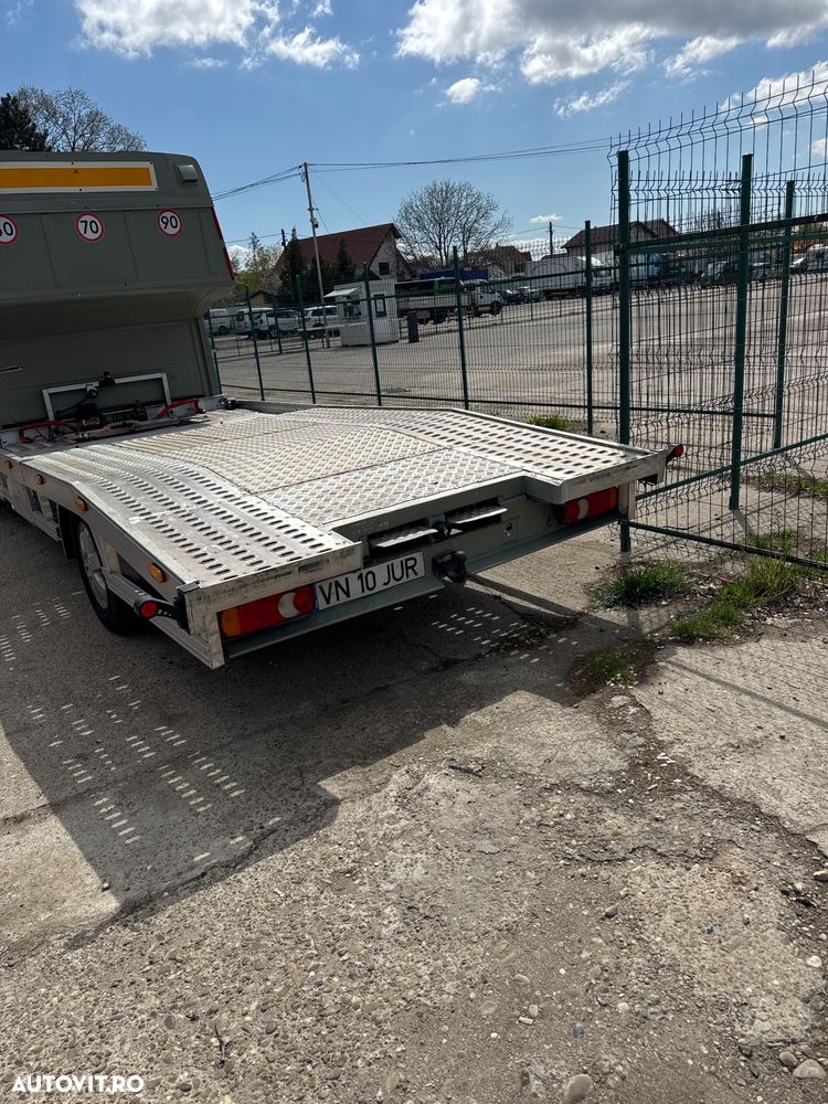 Mercedes-Benz Sprinter - 5