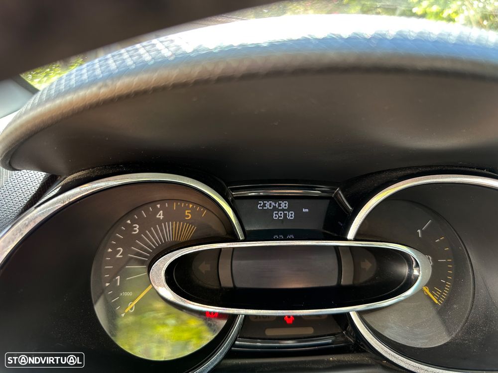 Renault Clio Sport Tourer Energy dCi 90 Start & Stop Dynamique - 4