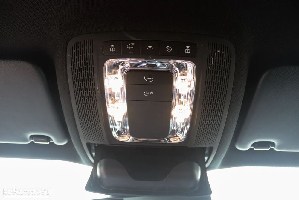 Mercedes-Benz GLB 180 d AMG Line - 30