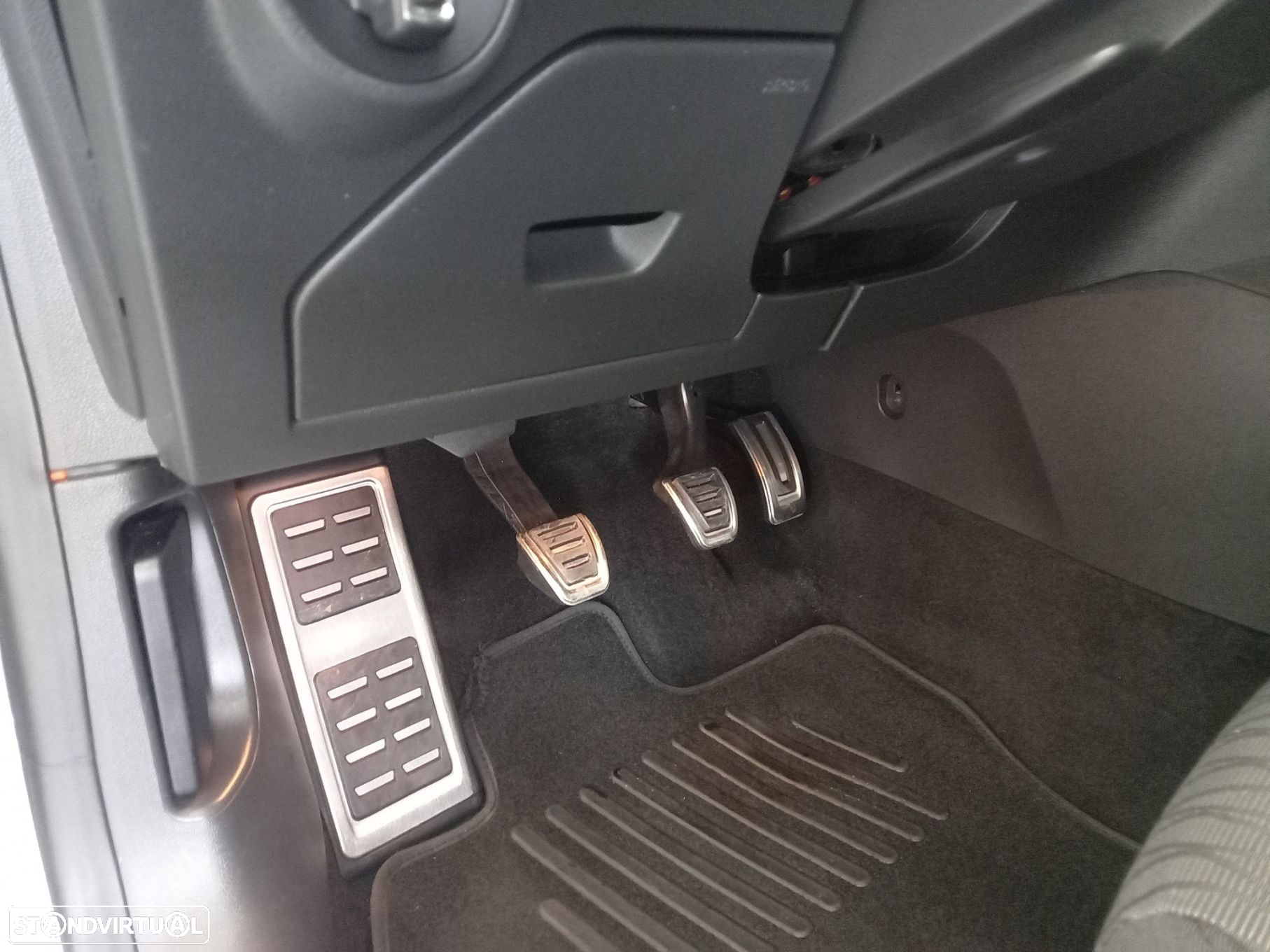 SEAT Leon ST 1.6 TDI Style Ecomotive - 11