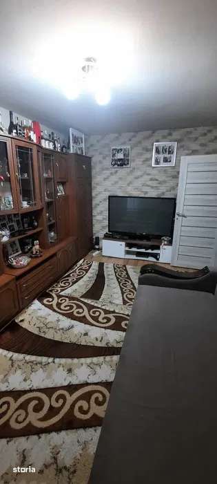 Apartament 3 camere, 55 mp, decomandat – Carpati 1, Aleea Postavaru — fotografia 3