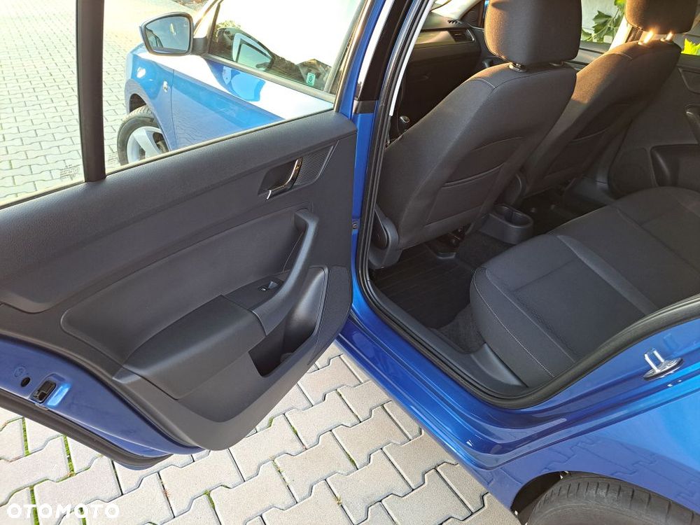 Skoda RAPID 1.6 TDI DPF Elegance - 13