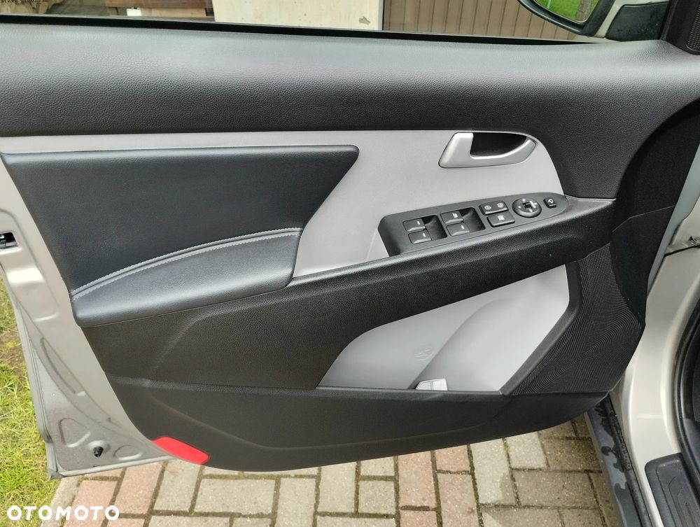 Kia Sportage 1.6 GDI Business Line L 2WD - 13