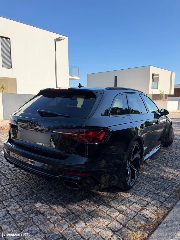 Audi RS4 quattro tiptronic - 6