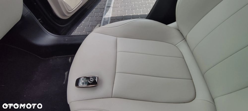 Mercedes-Benz GLB 200 d 4-Matic 8G-DCT - 26