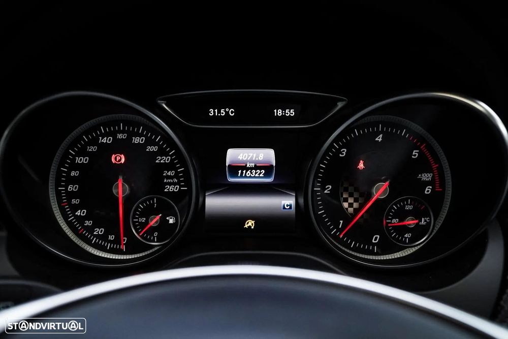 Mercedes-Benz A 180 d AMG Line - 18