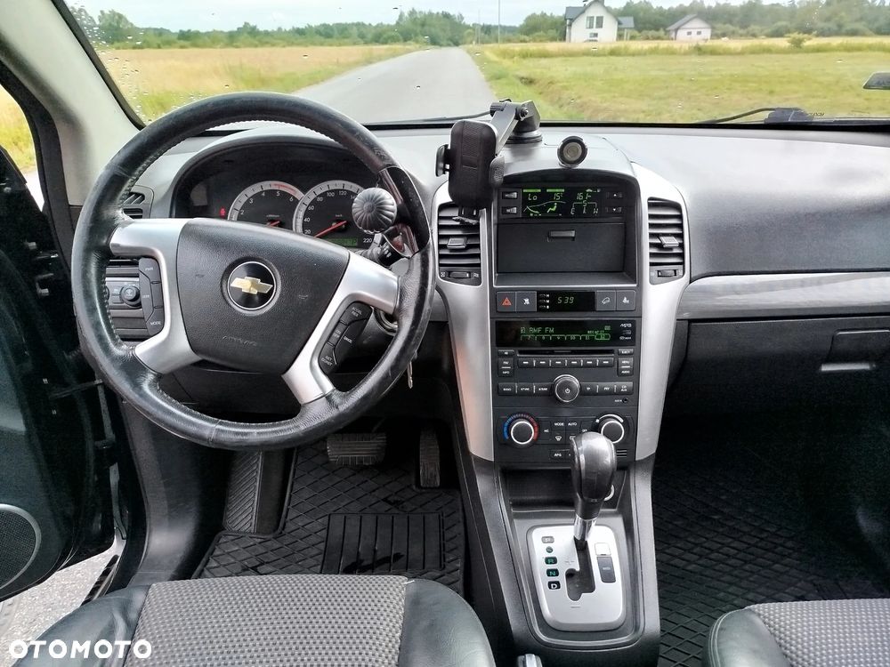 Chevrolet Captiva ver-2-0-d-lt-high - 10