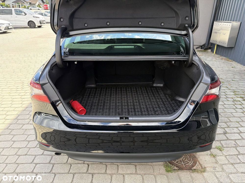 Toyota Camry 2.5 Hybrid Prestige CVT - 11