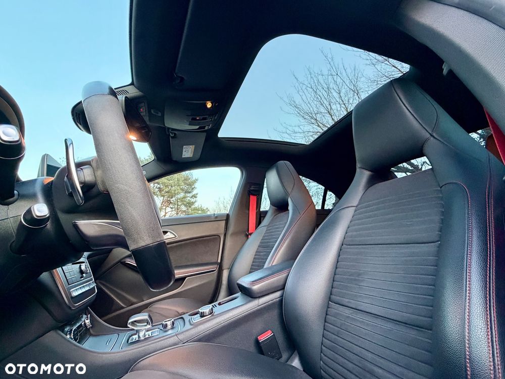 Mercedes-Benz CLA - 18
