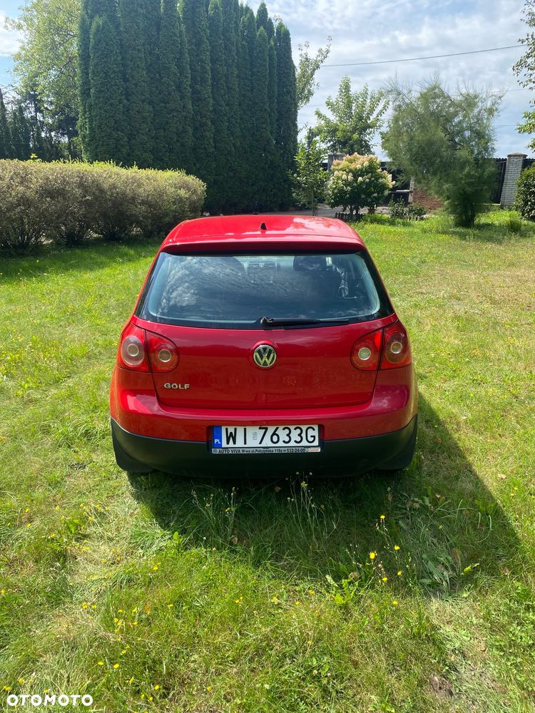 Volkswagen Golf - 6