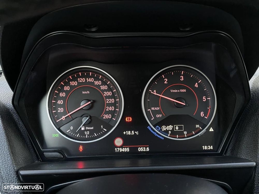 BMW 116 d Pack M - 31