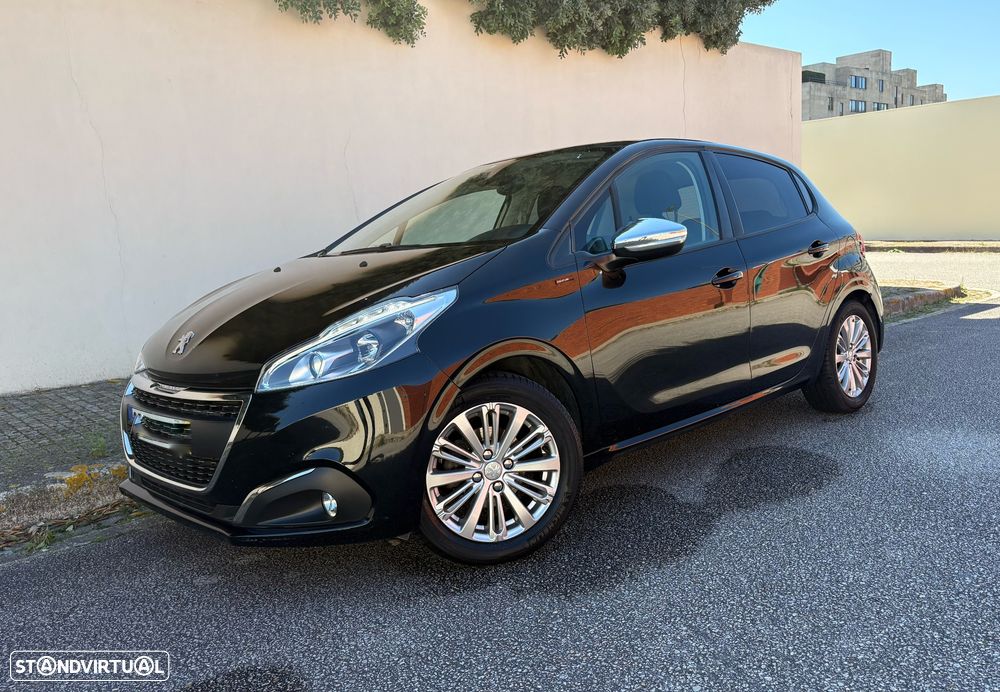 Peugeot 208 1.5 BlueHDi Signature - 26