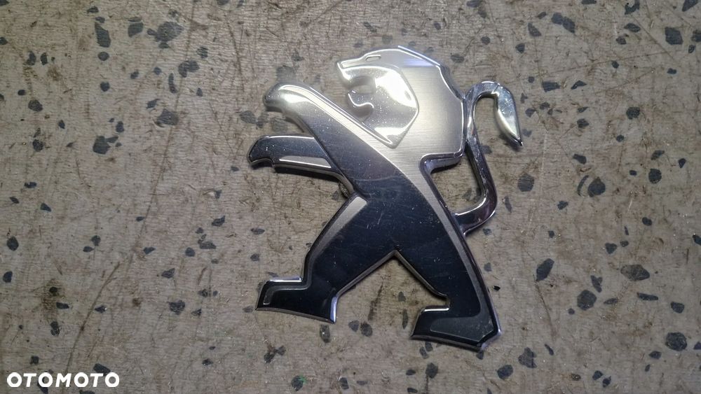PEUGEOT BOXER LIFT 2014- ZNACZEK EMBLEMAT PRZÓD - 1