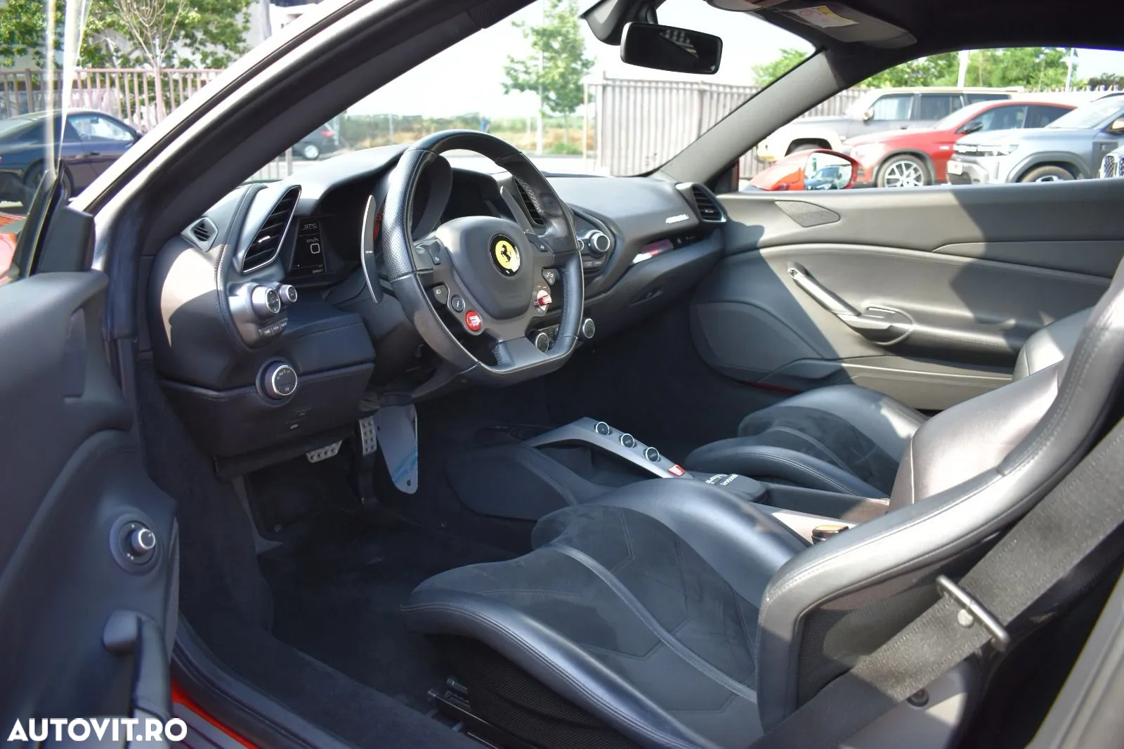 Ferrari 488 GTB - 16