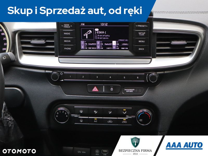 Kia Ceed - 14