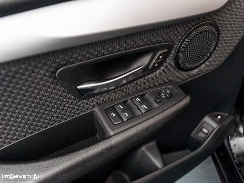 BMW 225xe Active Tourer Advantage - 15