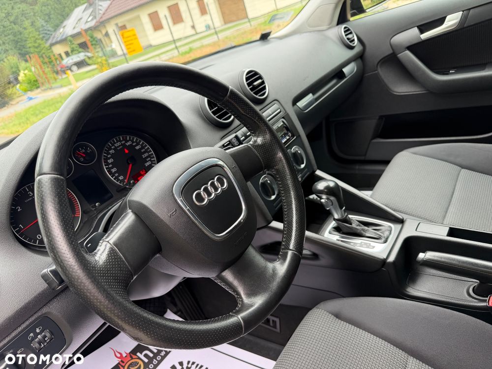 Audi A3 Sportback 2.0 TDI Ambiente S tronic - 15