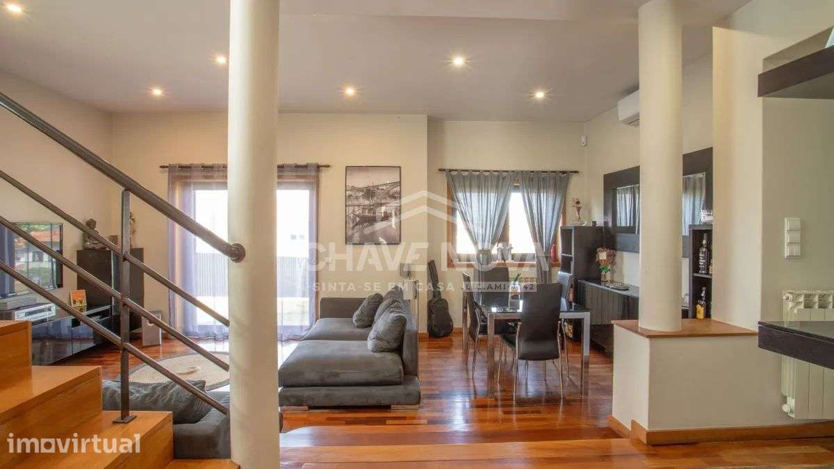 Moradia Isolada V3 em Perosinho (Vila Nova de Gaia) - Grande imagem: 3/42