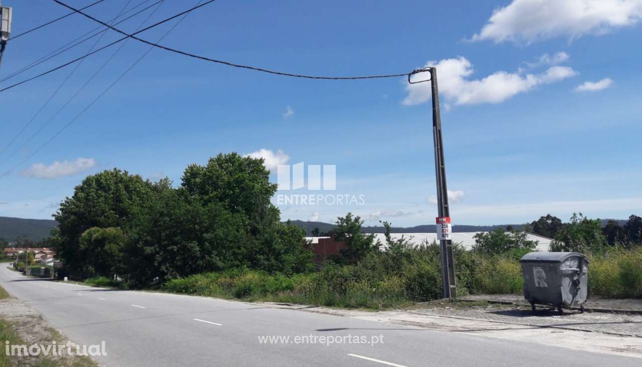 Venda de terreno industrial com 7512m², Fragoso, Barcelos - Grande imagem: 4/30