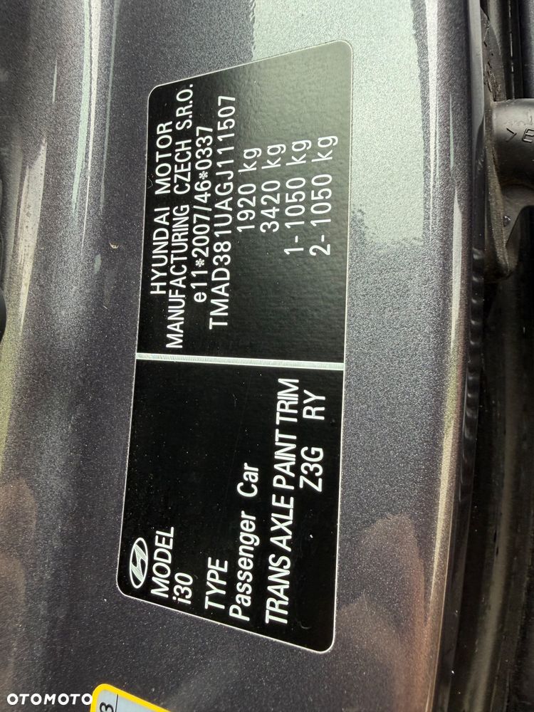 Hyundai i30 blue 1.6 CRDi Premium - 28