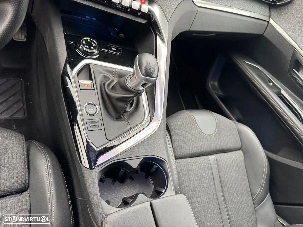 Peugeot 5008 1.5 BlueHDi GT Line - 17