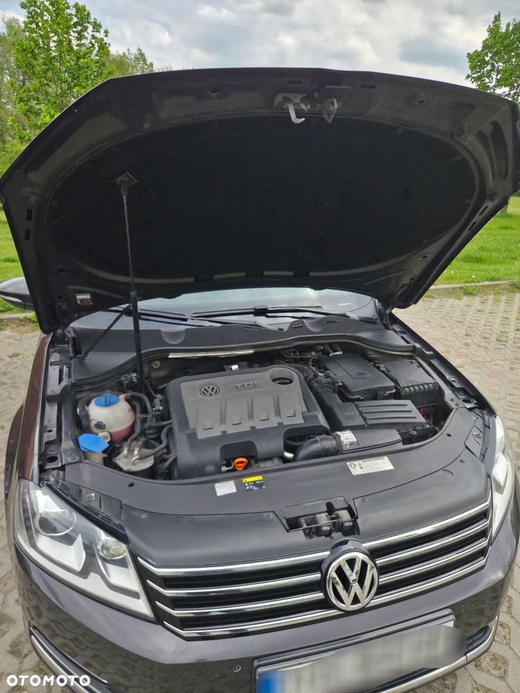 Volkswagen Passat 2.0 TDI Comfortline DSG - 12