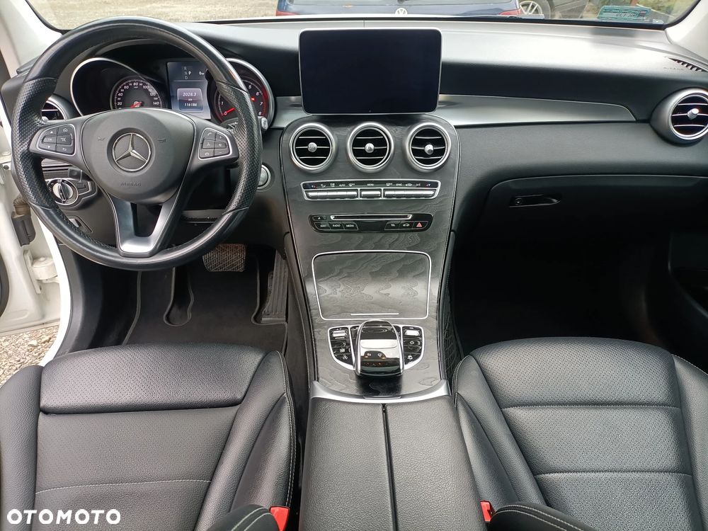 Mercedes-Benz GLC 300 4Matic 9G-TRONIC - 20