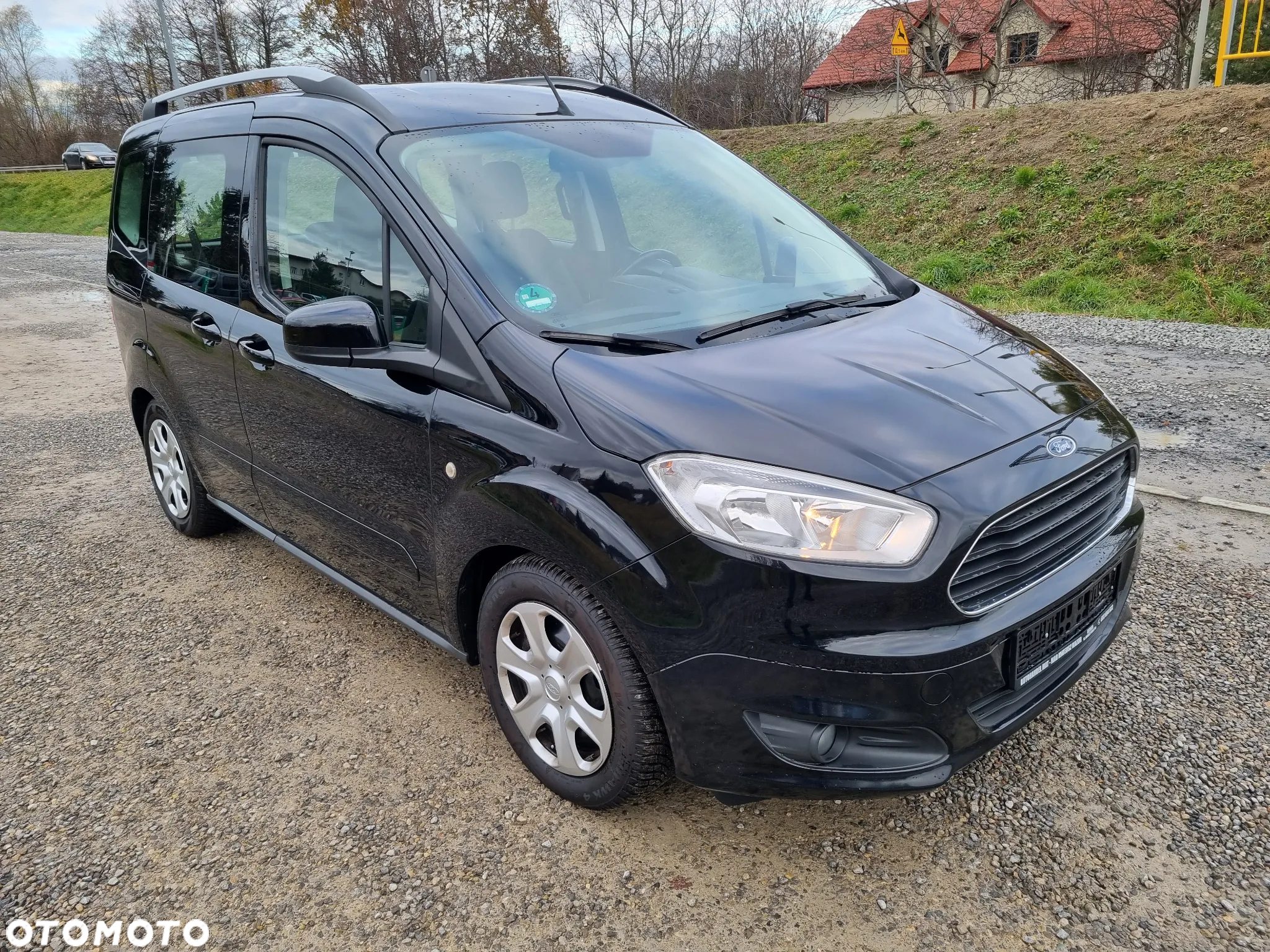Ford Tourneo Courier 1.0 EcoBoost S&S Ambiente - 13