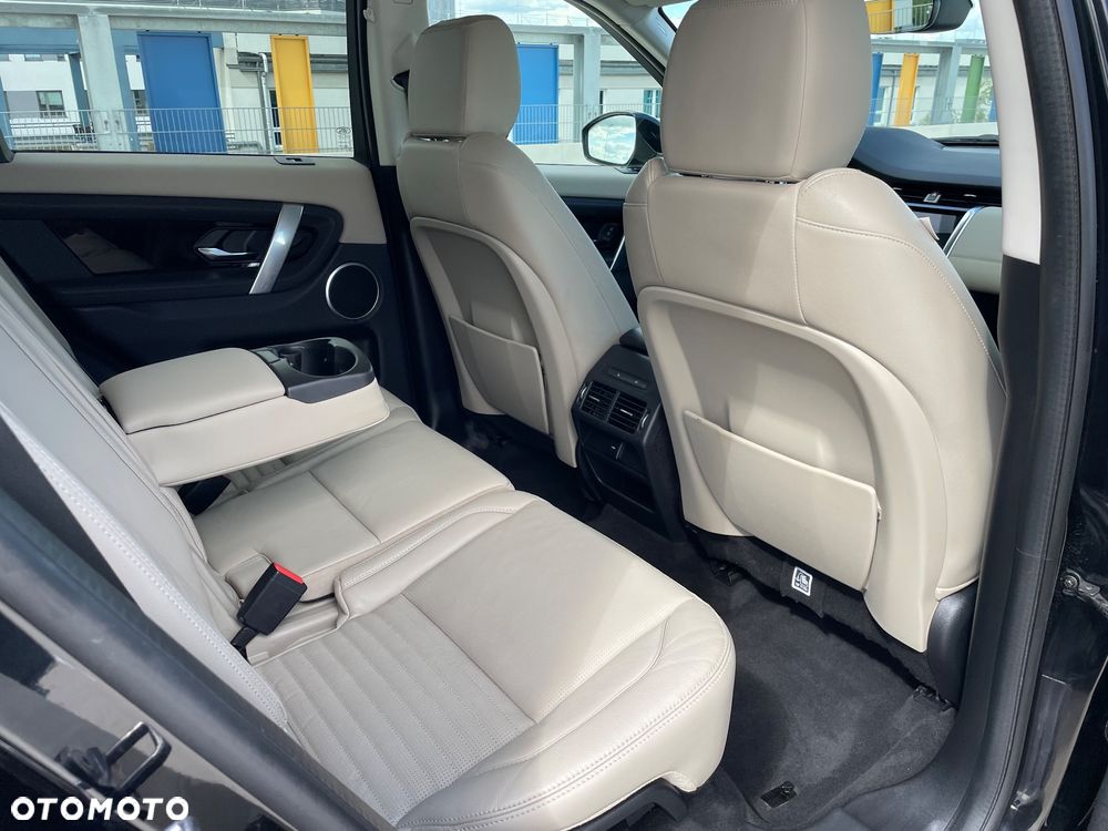 Land Rover Discovery Sport 2.0 P200 mHEV - 23